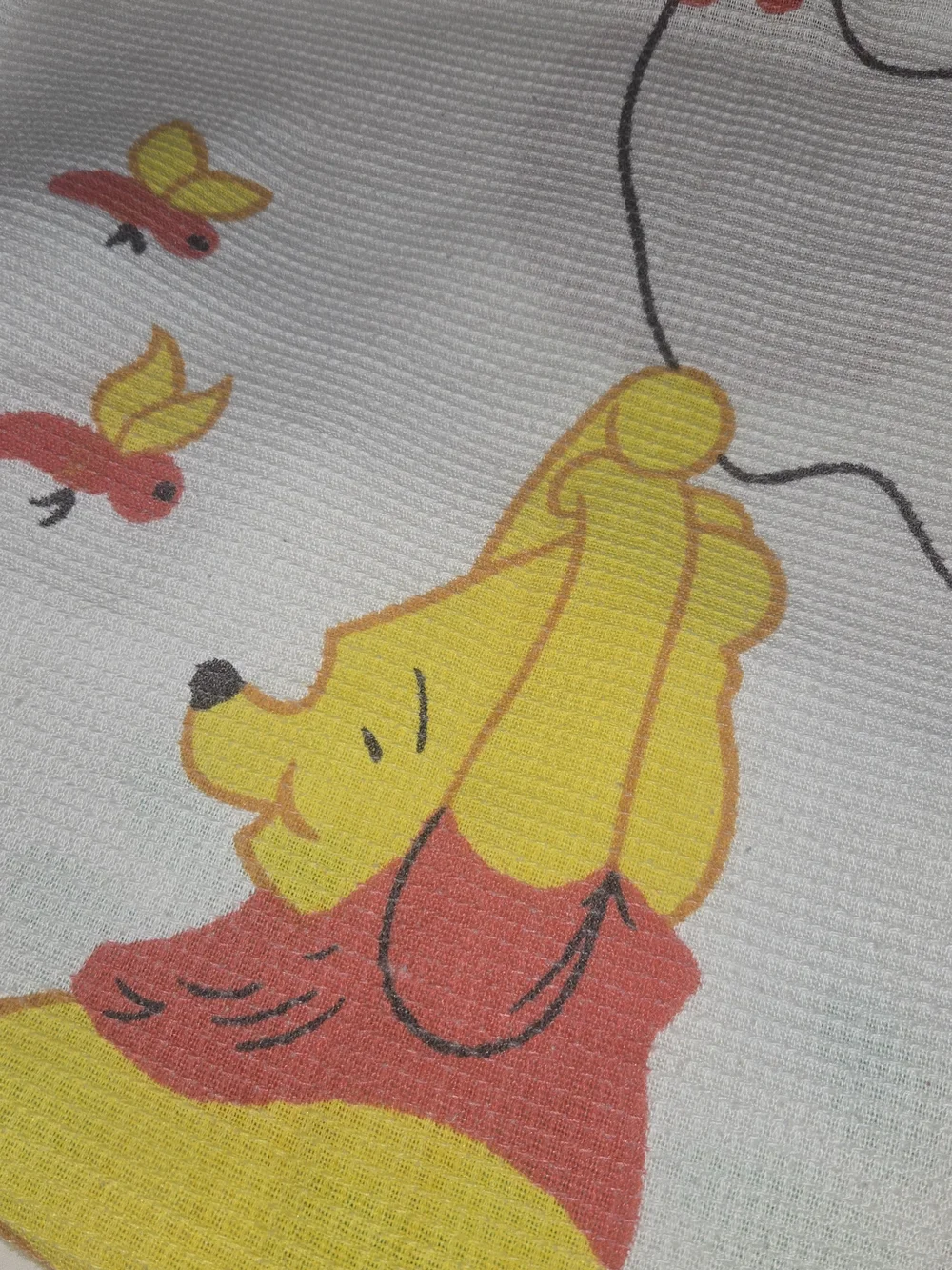 Waffle Knit Winnie the Pooh Balloon Throw Blanket - White, Yellow, Red